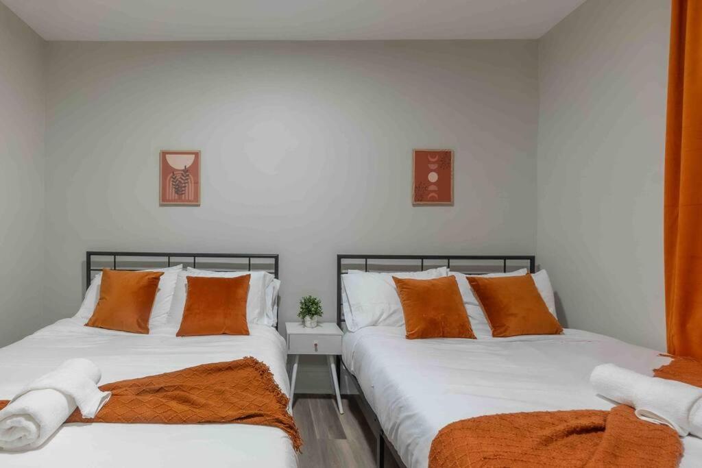 ニューアークPumpkin Premise By Airport, 5 Beds, Sleeps 8, Book 7 Days, Get 20 Percent Offアパートメント エクステリア 写真