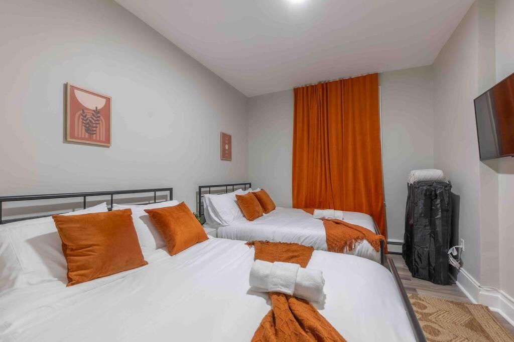 ニューアークPumpkin Premise By Airport, 5 Beds, Sleeps 8, Book 7 Days, Get 20 Percent Offアパートメント エクステリア 写真
