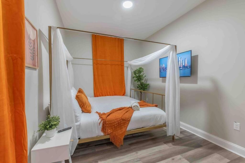 ニューアークPumpkin Premise By Airport, 5 Beds, Sleeps 8, Book 7 Days, Get 20 Percent Offアパートメント エクステリア 写真